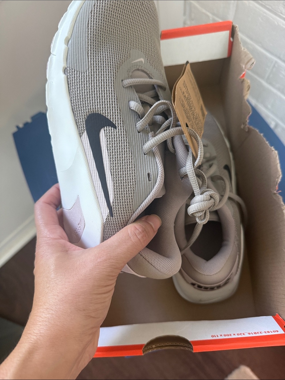 Nike  Gray Mesh Sneakers with Black Swoosh Sz 6